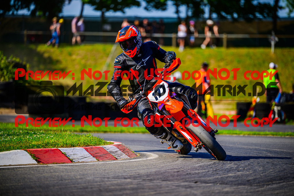 MaZZes_FotoMatrix_240511_6021986_7367 | S4