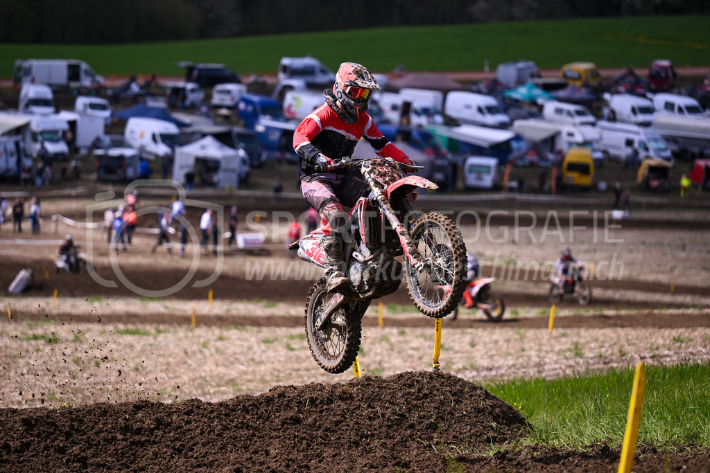 Motocross Schlatt bei Winterthur - 29. April 2023 | #312 Liberti Michael aus Ried Muotathal (CH) auf in der Kategorie MX2 am Motocross Schlatt bei Winterthur, 29. April 2023.
Instagram: @mx_schlatt | @mc_wila | @sam_schweiz
Bild: Sportfotografie Markus Aeschimann | www.markus-aeschimann.ch - Realisiert mit Pictrs.com