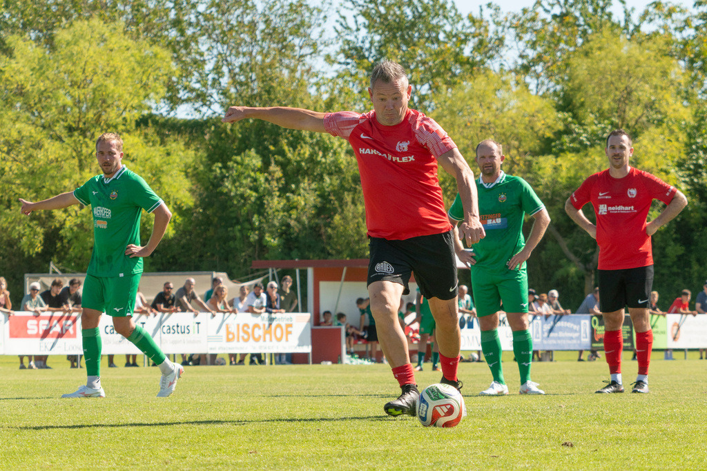 Spiel-0294_Legenden ASK-RAPID | Fotodoku 80 Jahre ASK-Loosdorf: Legendenmatch ASK-Loosdorf - Rapid WIENSponsoren, Mannschaften, Begrüßung, Interviews, das Spiel, Besucher, Fans, Stimmung.