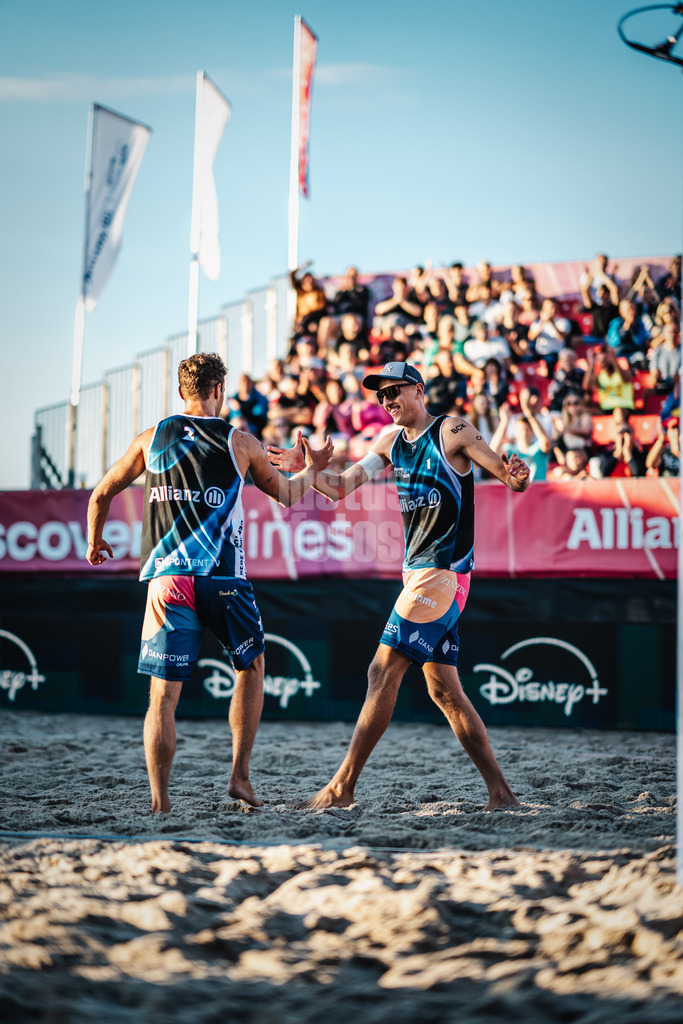 Beachvolleyball | Männer | Allianz German Beach Tour 2024 | Tourstop Kühlungsborn 2 | 16.08.2024 | v.l. Eric Stadie und Momme Lorenz