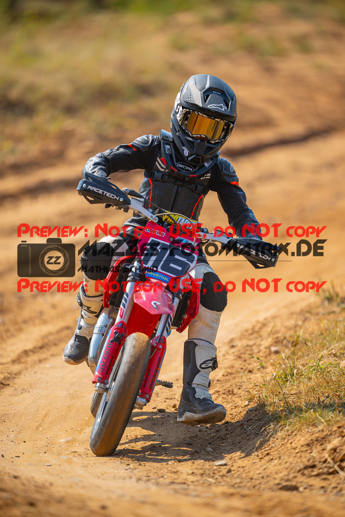 MaZZes-Fotomatrix-20260815-605149 | ROOKIES