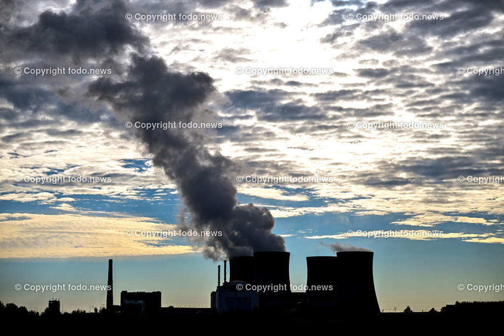 Tschechische Republik_ AKW Temelin_ 14.10.2024-15 | 14.10.2024, Temelin, CZE, AKW Temelin im Bild Atomkraftwerk, Kernkraftwerk, Atomstrom, Strom, Stromproduktion, Stromerzeugung, Atomenergie, Reaktor, Reaktorblock, Kuehlturm, Tschechien, Tschechei, Ceska Republika, Jaderna elektrarna Temelin, JETE, Jihocesky kraj, Suedboemische Region, Tschechische Republik