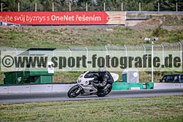 pube9321 | Professionelle Fotos von Sportveranstaltungen, aber auch Hochzeiten und anderen Events. - Realisiert mit Pictrs.com