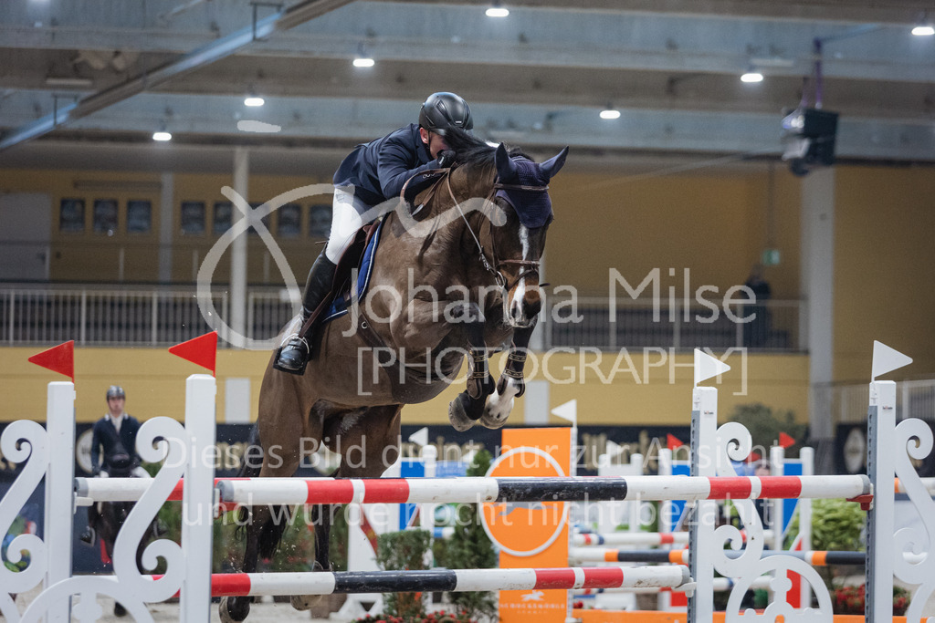 230212_Warstein_GP-546 | Deine schönsten Turniermomente als professionelle Fotos! Entdecke hochwertige Pferdesport-Fotografie im Online-Shop. Jetzt Fotos finden & bestellen!