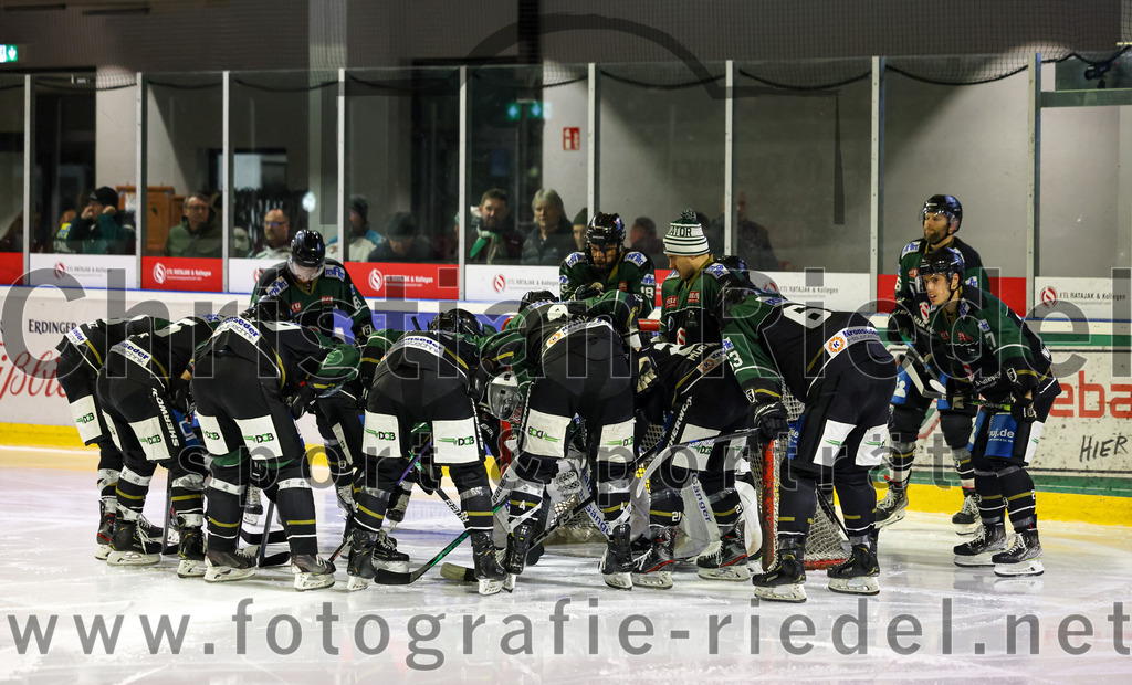 2023-03-14_005_TSV_Erding_gegen_TEV_Miesbach | Erding, Deutschland, 14.03.2023:
Eishockey, Bayernliga Playoffs 2022 / 2023, Halbfinale, TSV Erding gegen TEV Miesbach, Endergebnis: 5:3

Foto: Christian Riedel / fotografie-riedel.net