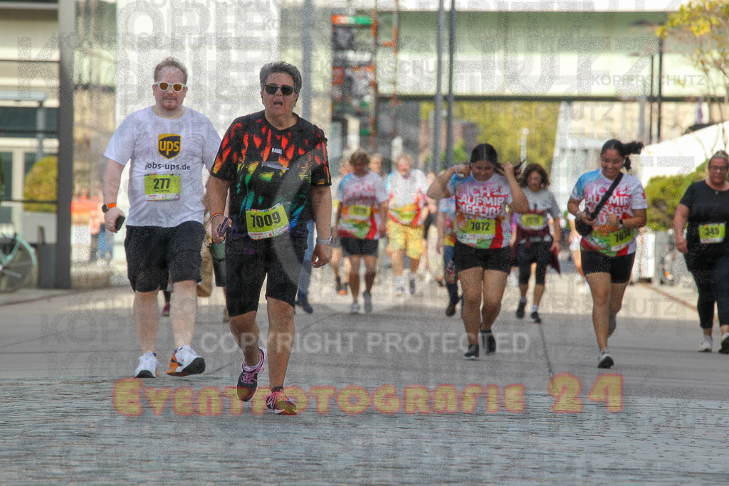 250920_1347_EV4_6659 | Sportfotografie im Rhein-Sieg Kreis, Köln, Bonn, NRW, Rheinland Pfalz, Hessen, etc. Unser Tätigkeitsfeld umfasst den Laufsport vom Volkslauf über den Marathon, Duathlon, Triathon bis zum Ultralauf wie Kölnpfad Ultra oder Schindertrail.