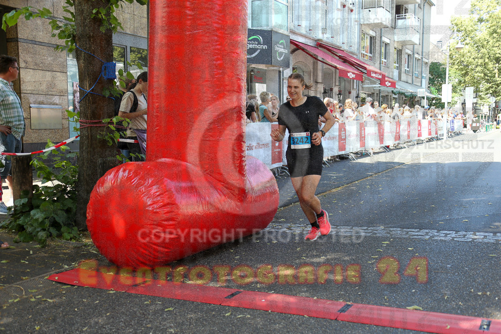 250621_1154_EX1_4288 | Sportfotografie im Rhein-Sieg Kreis, Köln, Bonn, NRW, Rheinland Pfalz, Hessen, etc. Unser Tätigkeitsfeld umfasst den Laufsport vom Volkslauf über den Marathon, Duathlon, Triathon bis zum Ultralauf wie Kölnpfad Ultra oder Schindertrail.