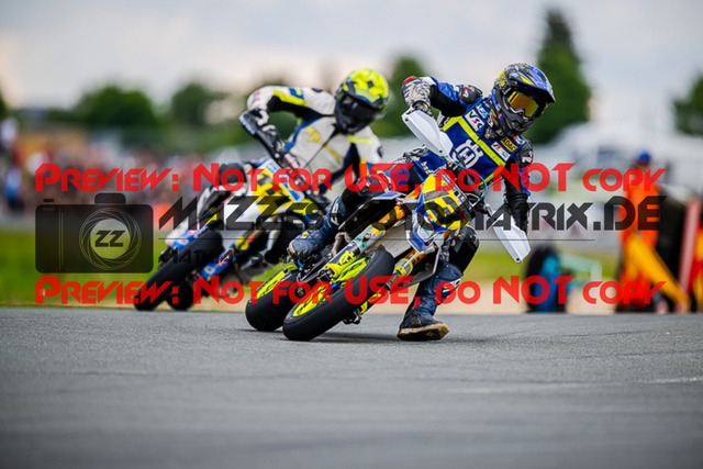 MaZZes_FotoMatrix_220904_1008 | S1