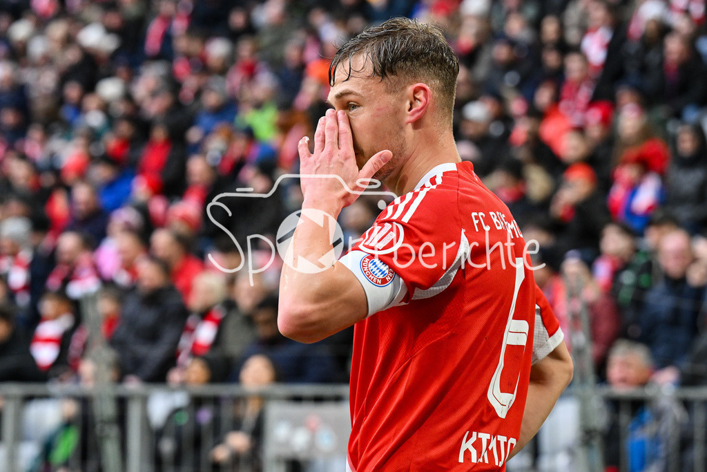 FC Bayern München - Eintracht Frankfurt | MUNICH, GERMANY - 21. FEBRUARY: im Bild Joshua KIMMICH (FC Bayern Munich 6) / Einzelfoto / Freisteller während dem Bundesligamatch zwischen dem FC Bayern München und der SG Eintracht Frankfurt am 23. Spieltag in der Allianz Arena / DFL REGULATIONS PROHIBIT ANY USE OF PHOTOGRAPHS AS IMAGE SEQUENCES AND/OR QUASI-VIDEO