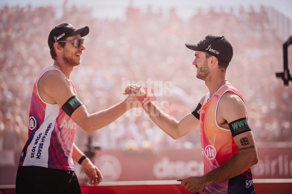 Beachvolleyball | Männer | Deutsche Meisterschaften 2025 Timmendorfer Strand | 07.09.2025 | v.l. Nils Ehlers und Clemens Wickler