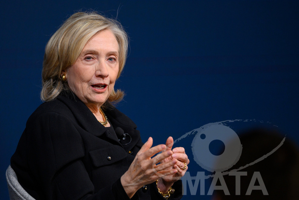 _DWI3158 | Die US-Politikerin Hillary Clinton auf der Veranstaltung Bridging Scholarship and Statecraft im Rahmen der Münchner Sicherheitskonferenz 2026. München, 13.02.2026 Bayern Deutschland  - Realisiert mit Pictrs.com