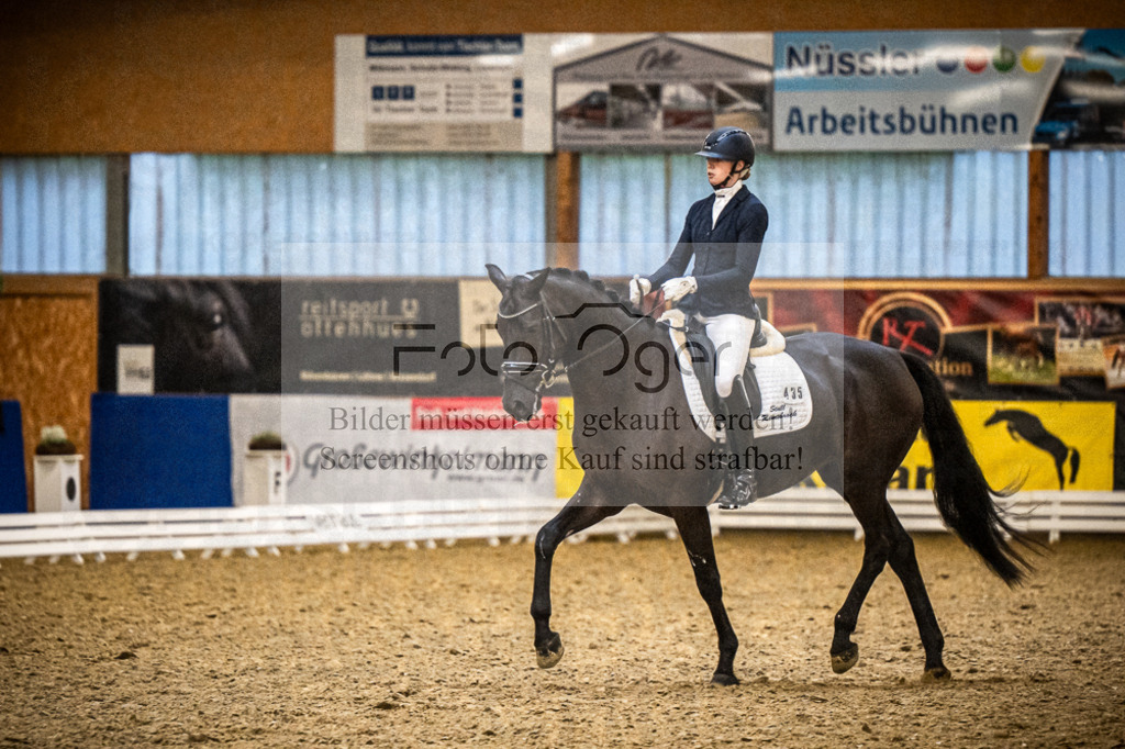 DOS_0071 | Entdecke hochwertige Reitturnierfotos von Foto Oger. Professionell, emotional und authentisch – jetzt Lieblingsmomente im Shop bestellen.Deutschlandweite Turnierfotografie. - Realisiert mit Pictrs.com