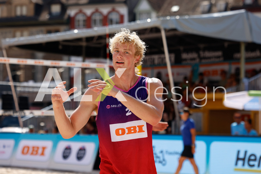 Obi BeachTour 2026 - Basel | BASEL, SWITZERLAND - JULY 17: JACOB HEJLSVIG PETERSEN (DEN) during the Obi BeachTour 2026 match between BREER / KÄLIN (SUI) and NAPIER / PETERSEN (DEN) at Barfüsserplatz on July 17, 2026 in Basel, Switzerland. - Realisiert mit Pictrs.com
