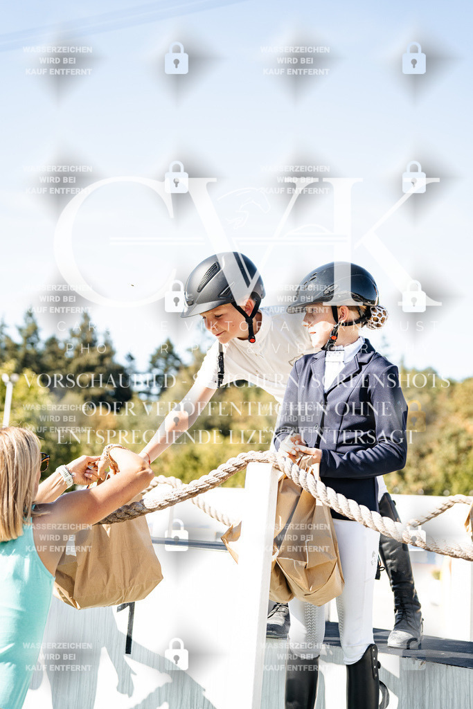 CK705011 | Turnierfotografie Pferdefotografie Trier Rheinland-Pfalz Pferdesport Reitsport Tierfotografie Sportfotografie Pferdevideo Pferdevideografie Equestrianvideography equestrianphotography  - Realisiert mit Pictrs.com