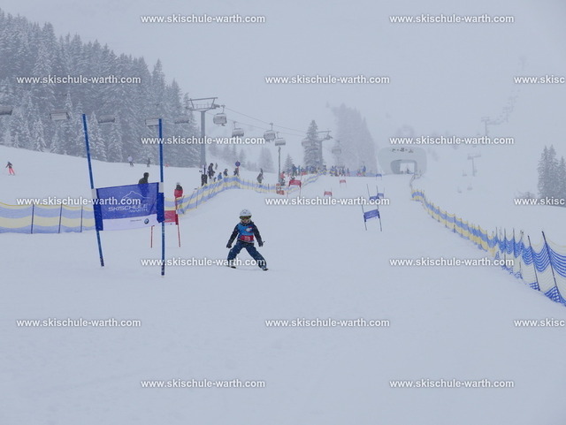 Wolfi (3) | Photos von der Skischule Warth - Realisiert mit Pictrs.com