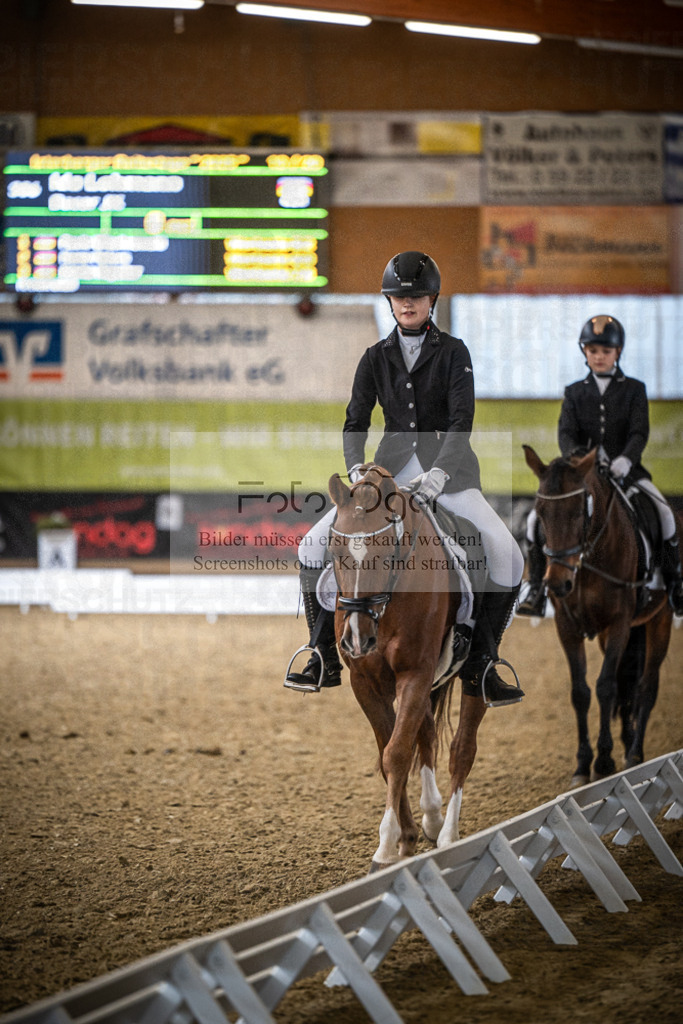 DOS_1686 | Entdecke hochwertige Reitturnierfotos von Foto Oger. Professionell, emotional und authentisch – jetzt Lieblingsmomente im Shop bestellen. - Realisiert mit Pictrs.com