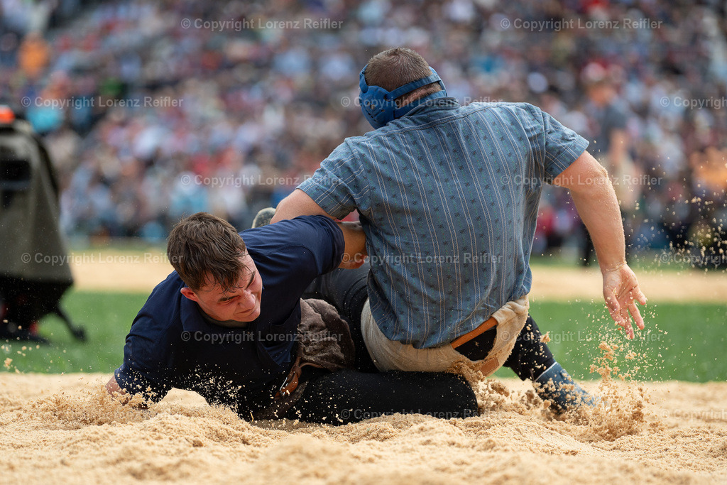 Schwingen -  ESAF Samstag 2025 | Mollis, 30.8.25, Schwingen - ESAF Samstag.Fankhauser Reto (l, Hasle LU), Moser Michael (r, Biglen)