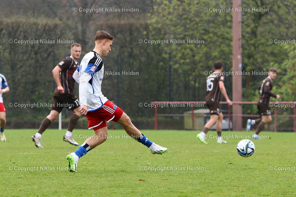 NH_HamburgerSVU21_FCStPauliU23_RegionalligaNord_31032024 | #2 Luis Seifert (Hamburger SV U21)

Regionalliga Nord I 27. Spieltag I 31.03.2024