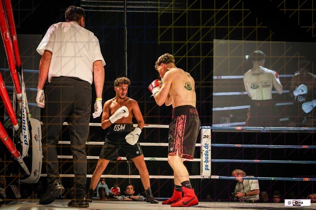 BoB 2026 Arnold vs. Faiz-25 | professionelle Sport- und Eventfotografie von Tomafocus – dynamische Bilder, emotionale Momente und hochwertige Aufnahmen für jeden Anlass. - Realisiert mit Pictrs.com