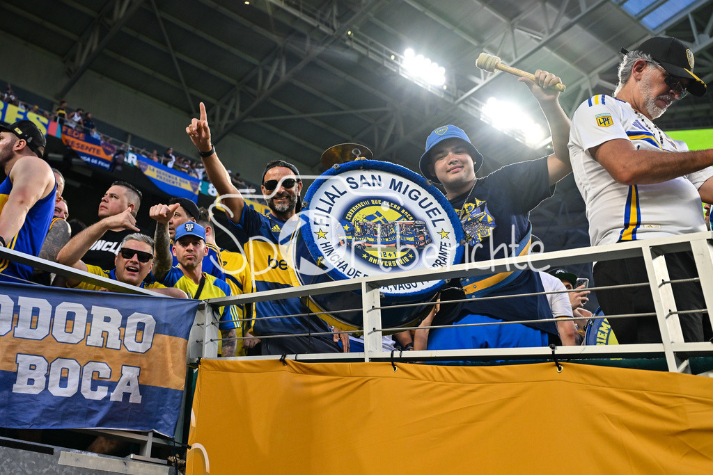 FC Bayern München - Boca Juniors | Das Hard Rock Stadium in Miami ist fest in Hand der Argentinieschen Fans der Boca Juniors / Argentinien / Argentina / Symbolbild / FIFA Club World Cup: FC Bayern Muenchen - Boca Juniors, Hard Rock Stadium am 20.06.2025
