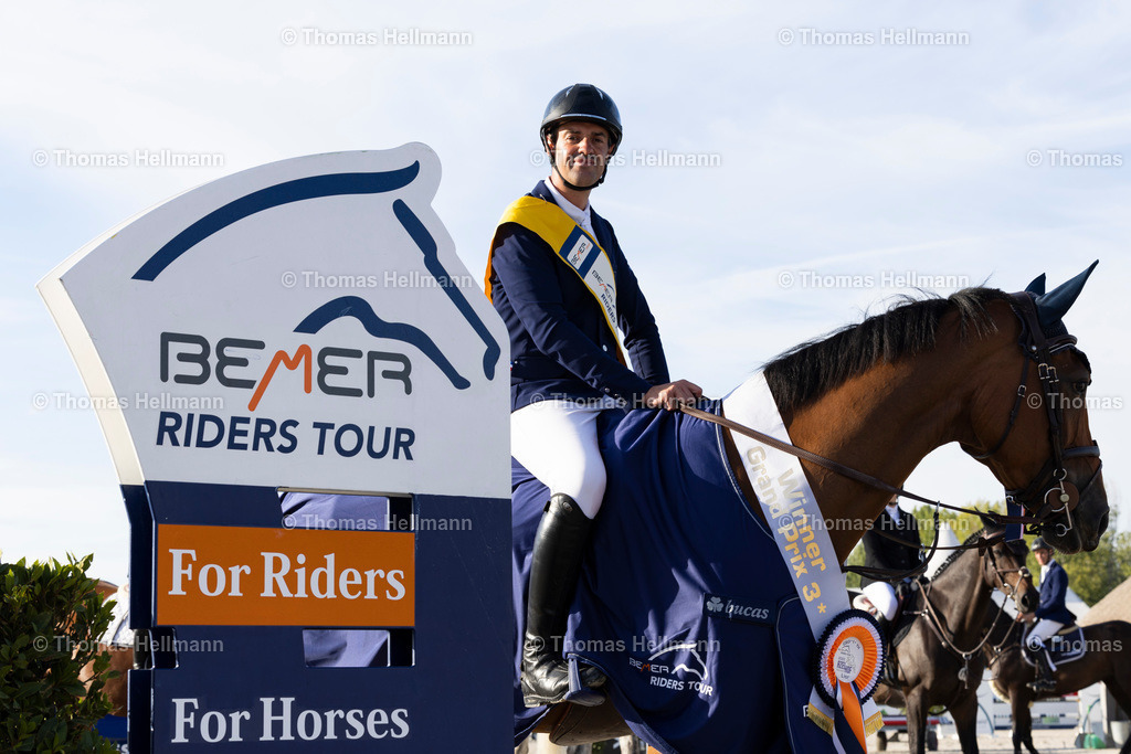 63 Darling de L _Angevine ((FRA)_ Mathieu Billot_182 | 63 Darling de L´Angevine ((FRA), Mathieu Billot beim CSI Azelhof 2022 am 04.09.22 in Lier, Azelhof