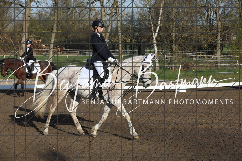 AZ2A2457 | Benjamin Bartmann Photomoments