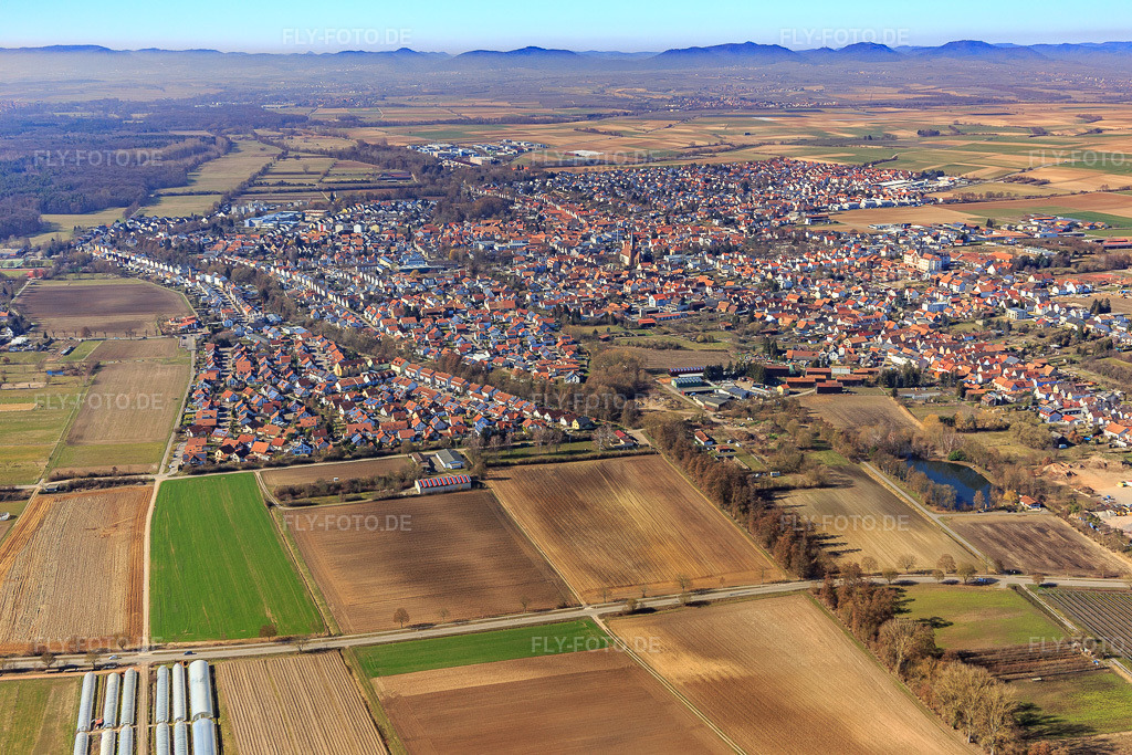 Luftbild: Ortsansicht aus Osten in Herxheim bei Landau im Bundesland Rheinland-Pfalz in Deutschland. Foto: IMG_112897.jpg vom 27.02.2019 durch Werner Riehm/FLY-FOTO.de
