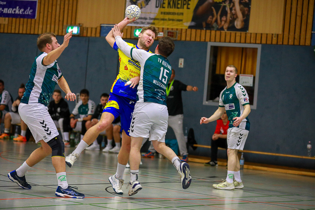 SVN_TvBiefang_161124_080 | Bildergalerie von Sport-Ereignissen aber auch von weiteren spannenden Dingen - nicht nur vom Niederrhein. In Anlehnung an den bekannten Spruch von Hanns Dieter Hüsch heißt das Motto: "Niederrhein ist überall".  - Realisiert mit Pictrs.com