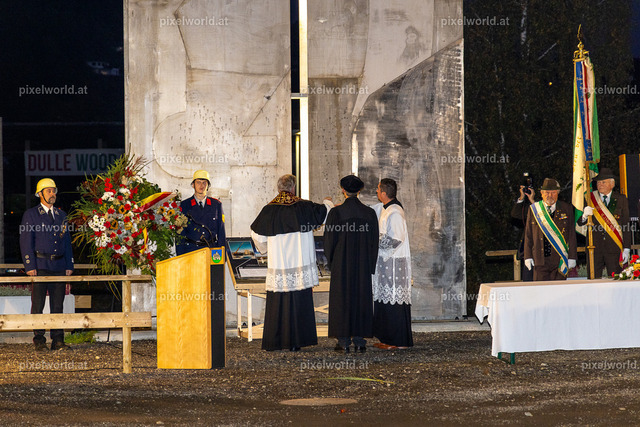 Einweihung Mileniumskreuz und 10. Oktoberfeier | Bildershop von pixelworld.at - Realisiert mit Pictrs.com