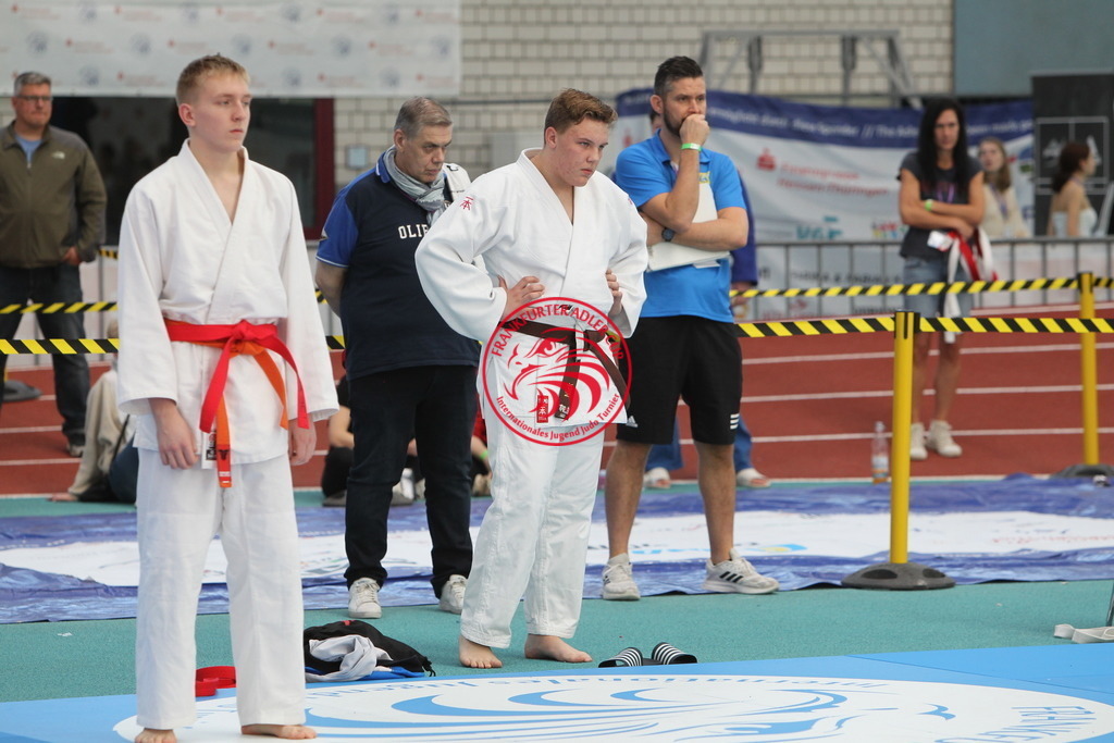 JT6F0082 | Fotos vom Adler Cup - Pictures from Adler Cup

Hier findet Ihr alle Eindrücke und großen Momente der Adler Cup Wochenenden. Here you will find all impressions and great moments of the Adler Cup weekends. - Realisiert mit Pictrs.com