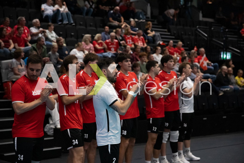 Luxembourg v Switzerland - CEV European League Men | KRIENS, SWITZERLAND - JUNE 12: Team of Luxembourg during the CEV European League match between Luxembourg and Switzerland at Pilatus Arena on June 12, 2026 in Kriens, Switzerland. - Realisiert mit Pictrs.com