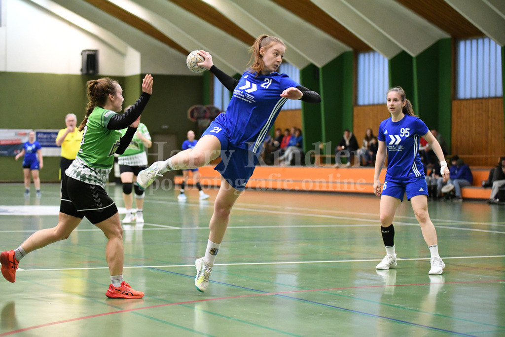 SSG Metten :  TSV Schleißheim II  33:18 | Thyra Köck (SSG Metten Damen #21) - Realisiert mit Pictrs.com