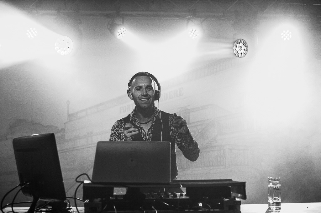 DJ Klabautermann | DJ Klabautermann im Forte Belvedere Leisnig zum Festival Hallo Leisnig 2022. - Realisiert mit Pictrs.com