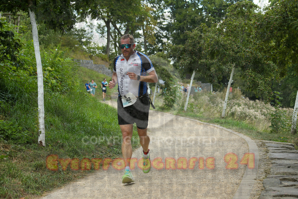 250824_1400_EX1_4617 | Sportfotografie im Rhein-Sieg Kreis, Köln, Bonn, NRW, Rheinland Pfalz, Hessen, etc. Unser Tätigkeitsfeld umfasst den Laufsport vom Volkslauf über den Marathon, Duathlon, Triathon bis zum Ultralauf wie Kölnpfad Ultra oder Schindertrail.
