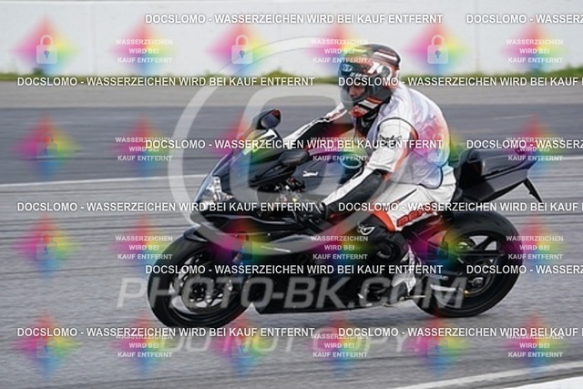 2023_05_01_PBK_24253 | Sportfotografie; SlowMotion; Video; Rennstrecke; Hafeneger; RSE; Speer; Trackday; Motorsportarena; Hockenheimring; Brno; Most; Barcelona; Valencia, Benny; Kaetzmer;