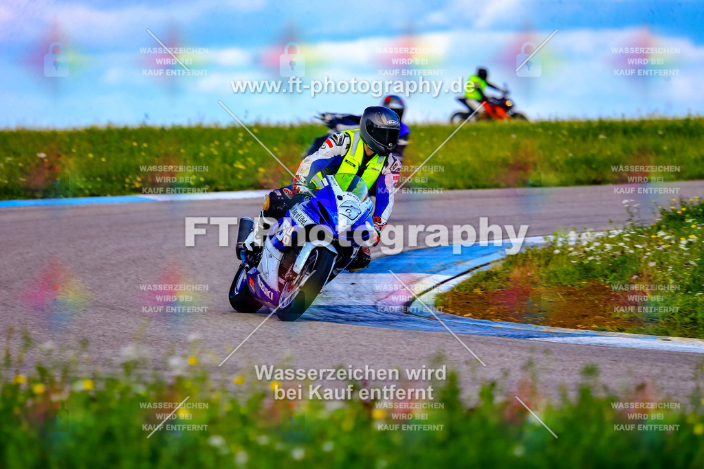 006-5424 | Hier findet Ihr Bilder von Touristenfahrten auf der Nürburgring Nordschleife oder von anderen Veranstaltungen die ich besucht habe. Viel Spass beim Durch Schauen 