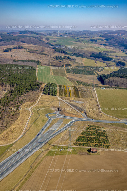 Bestwig220303017 | Luftbild, Autobahn A46 mit Kreisverkehr auf die Bundesstraße B480 mit weitläufiger Landschaft, Nuttlar, Bestwig, Sauerland, Nordrhein-Westfalen, Deutschland