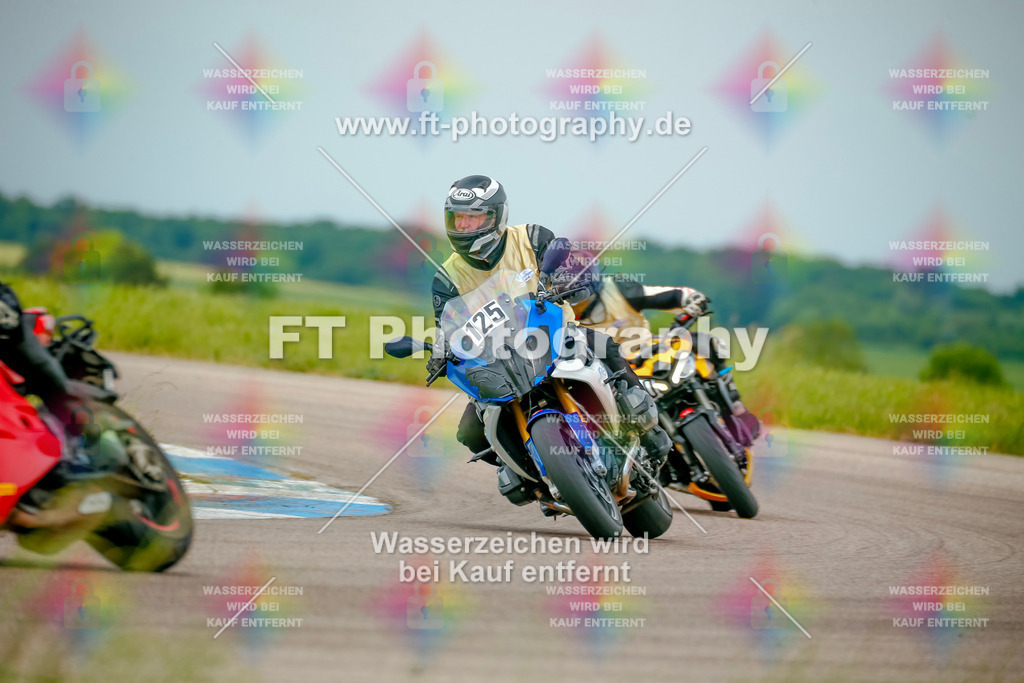 _MOT1750 | Hier findet Ihr Bilder von Touristenfahrten auf der Nürburgring Nordschleife oder von anderen Veranstaltungen die ich besucht habe. Viel Spass beim Durch Schauen 