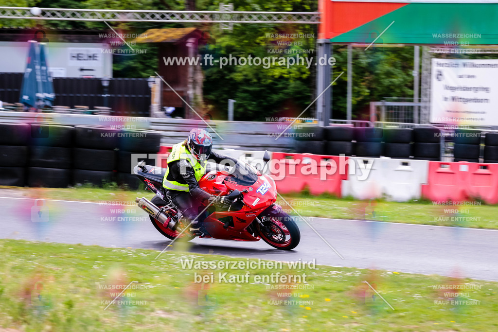 MotoTeamVBK-20759 | Hier findet Ihr Bilder von Touristenfahrten auf der Nürburgring Nordschleife oder von anderen Veranstaltungen die ich besucht habe. Viel Spass beim Durch Schauen 