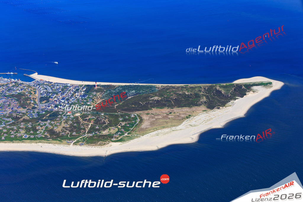 Die Luftbildaufnahme Hoernum - Sylt wurde 2018 mittels Flugzeug (keine Drohne) erstellt. Perfekte Schärfe und Druck- Auflösung- Garantiert!