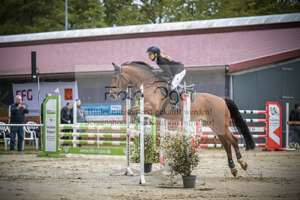 DOS_5010 | Entdecke hochwertige Reitturnierfotos von Foto Oger. Professionell, emotional und authentisch – jetzt Lieblingsmomente im Shop bestellen. - Realisiert mit Pictrs.com