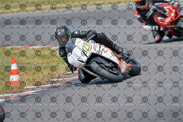 25bt04-1771 | markuskiefer.com - Realisiert mit Pictrs.com