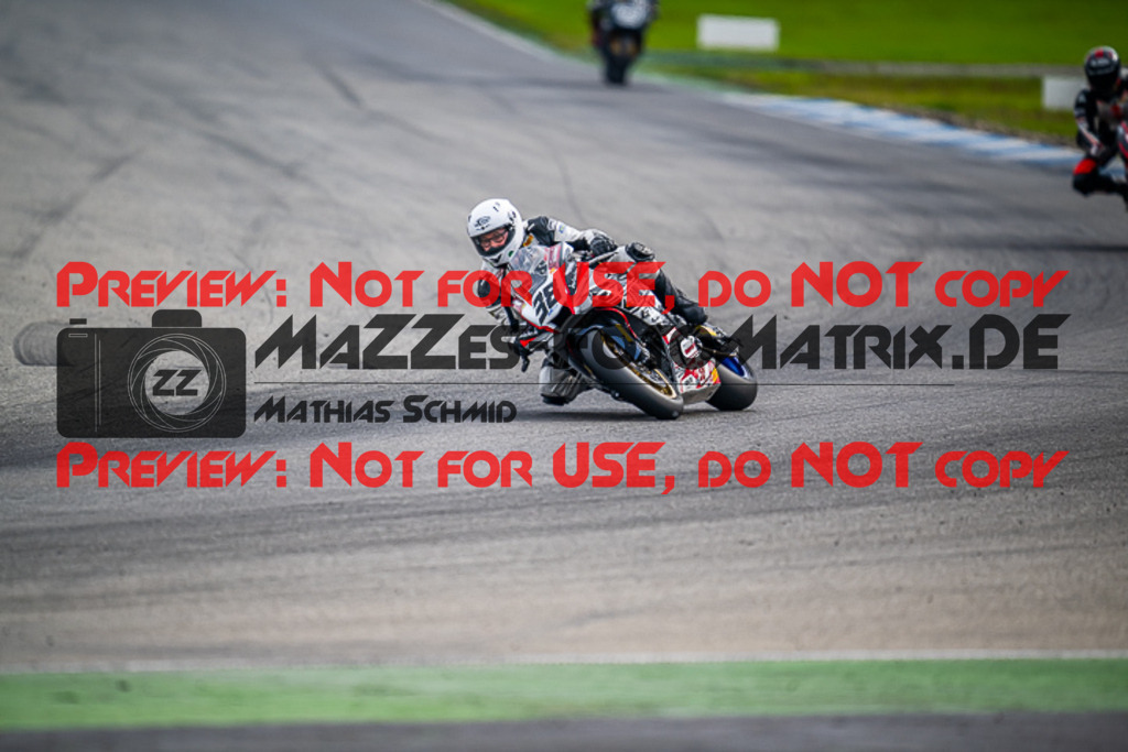 MaZZes_FotoMatrix_220924_0786 | PRO SUPERSTOCK