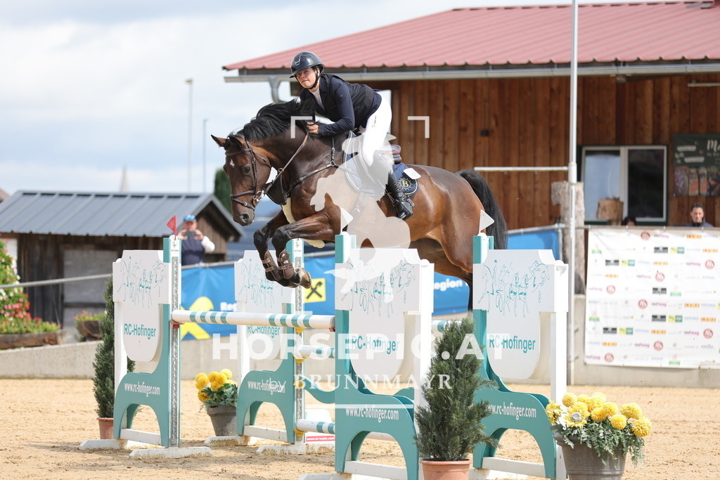 0P6A3771 | Willkommen bei Brunnmayr - Design & Fotografie – Ihrem Spezialisten für Reitturniere und Pferdeveranstaltungen in Oberösterreich, Salzburg und Bayern! Seit über 17 Jahren sind wir leidenschaftlich dabei.