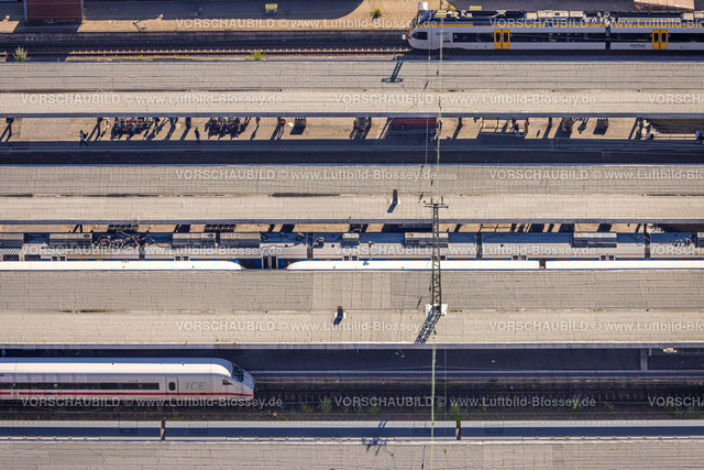 Hamm220700208 | Luftbild, Hamm Westf. Hauptbahnhof, Bahnsteige und ICE Zug, Mitte, Hamm, Ruhrgebiet, Nordrhein-Westfalen, Deutschland
