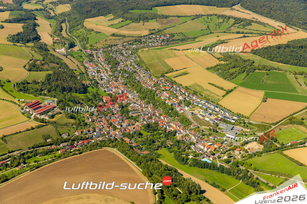 Das Luftbild zeigt : Wachbach Bad Mergentheim - Die Luftaufnahme wurde 2023 vom UL-Flugzeug aus erstellt ( keine Drohne ) - Hochauflösende Luftaufnahme - Für grossformatige Ausdrucke geeignet. Die Geschenkidee !Mit Lizenz und Bildrechte bestellbar