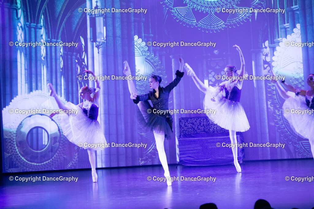 GPHY1576 | DanceGraphy - Realisiert mit Pictrs.com