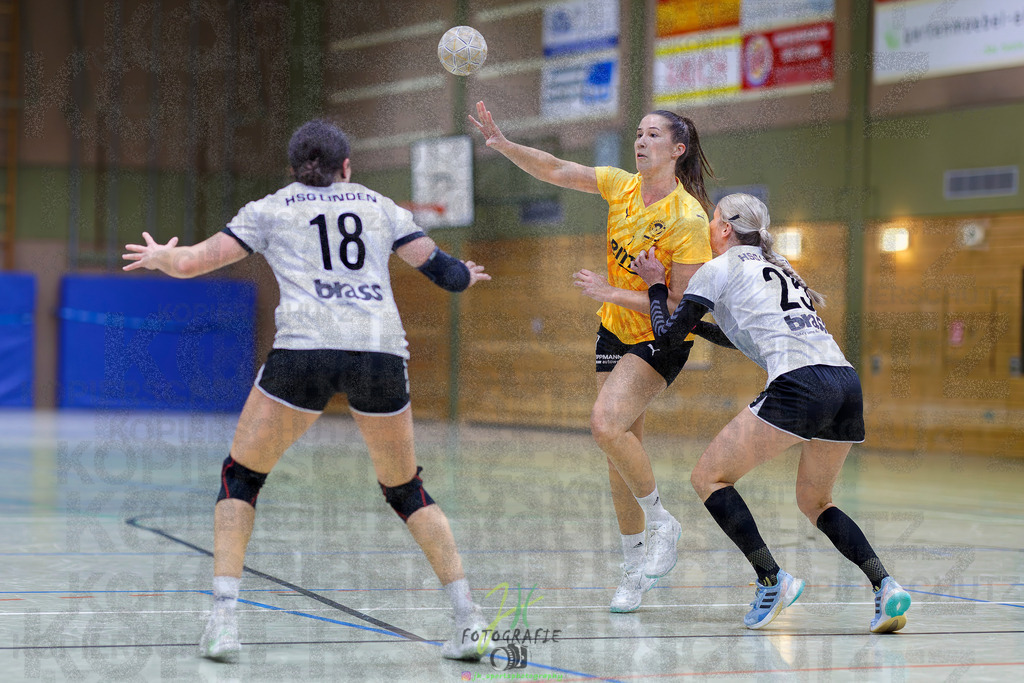 Frauen Oberliga Mitte (HHV); HSG Eibelshausen/Ewersbach - HSG Linden | Frauen Oberliga Mitte (HHV); HSG Eibelshausen/Ewersbach - HSG Linden am 15.11.2025 in Eibelshausen (Holderberghalle)Photo © 2025 - Jörg Heinrich - Realisiert mit Pictrs.com