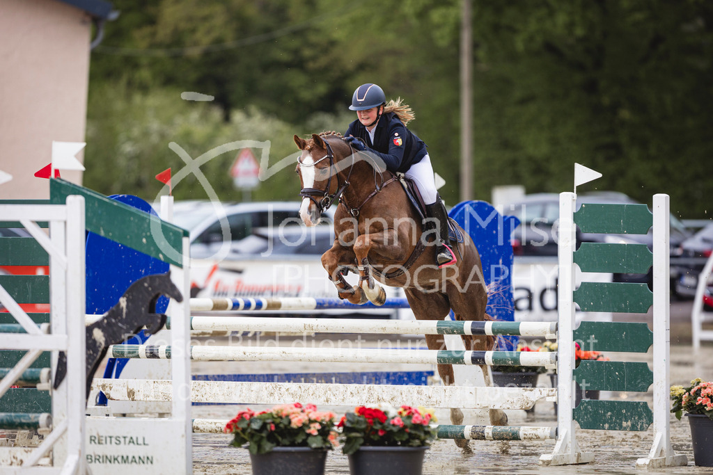 240426_Olfen-Vinnum_PonyTrophy-152 | Deine schönsten Turniermomente als professionelle Fotos! Entdecke hochwertige Pferdesport-Fotografie im Online-Shop. Jetzt Fotos finden & bestellen!