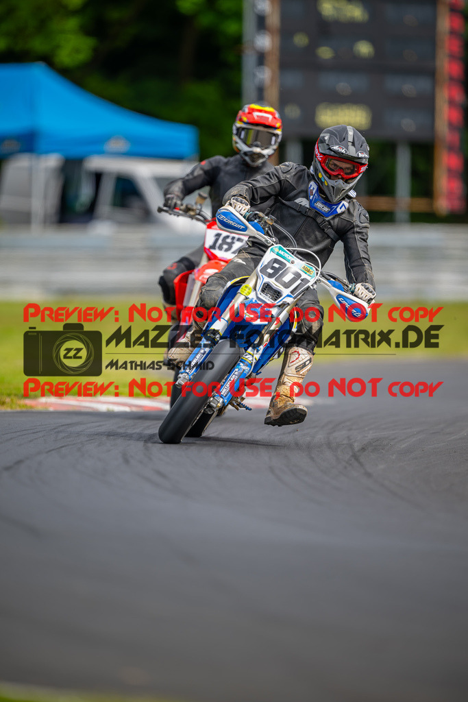MaZZes-Fotomatrix-20260508-51900 | G2